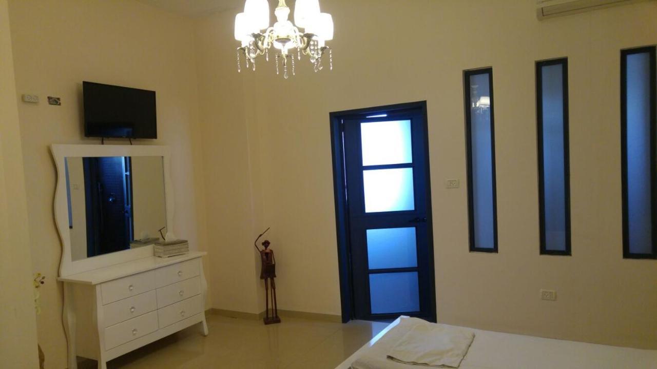 Ahva 17 Hotel Tiberias Exterior foto